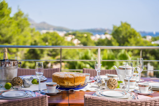 Comedor al aire libre