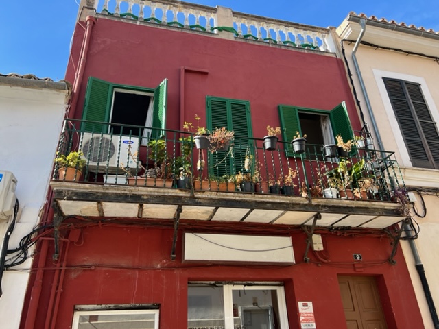 Casa de pueblo que necesita reforma en Palma