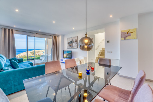 Casa moderna con vistas y en primera línea del mar en un cuidado complejo residencial en Cala Lliteres - para alquiler de temporada