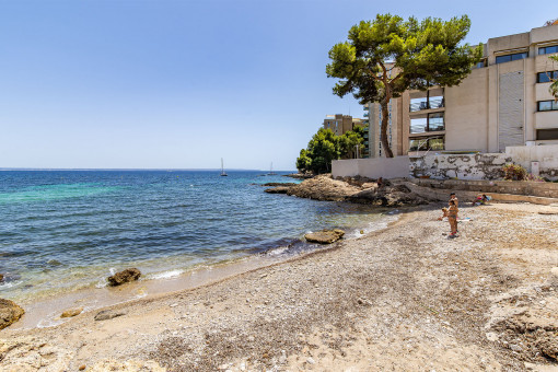 La playa delante de casa